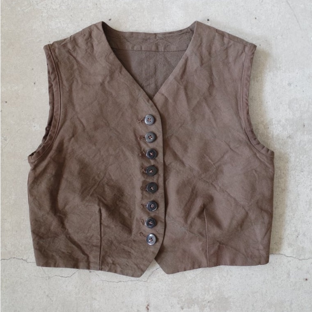 ISO Joan Vest from Roam Studio large (M).